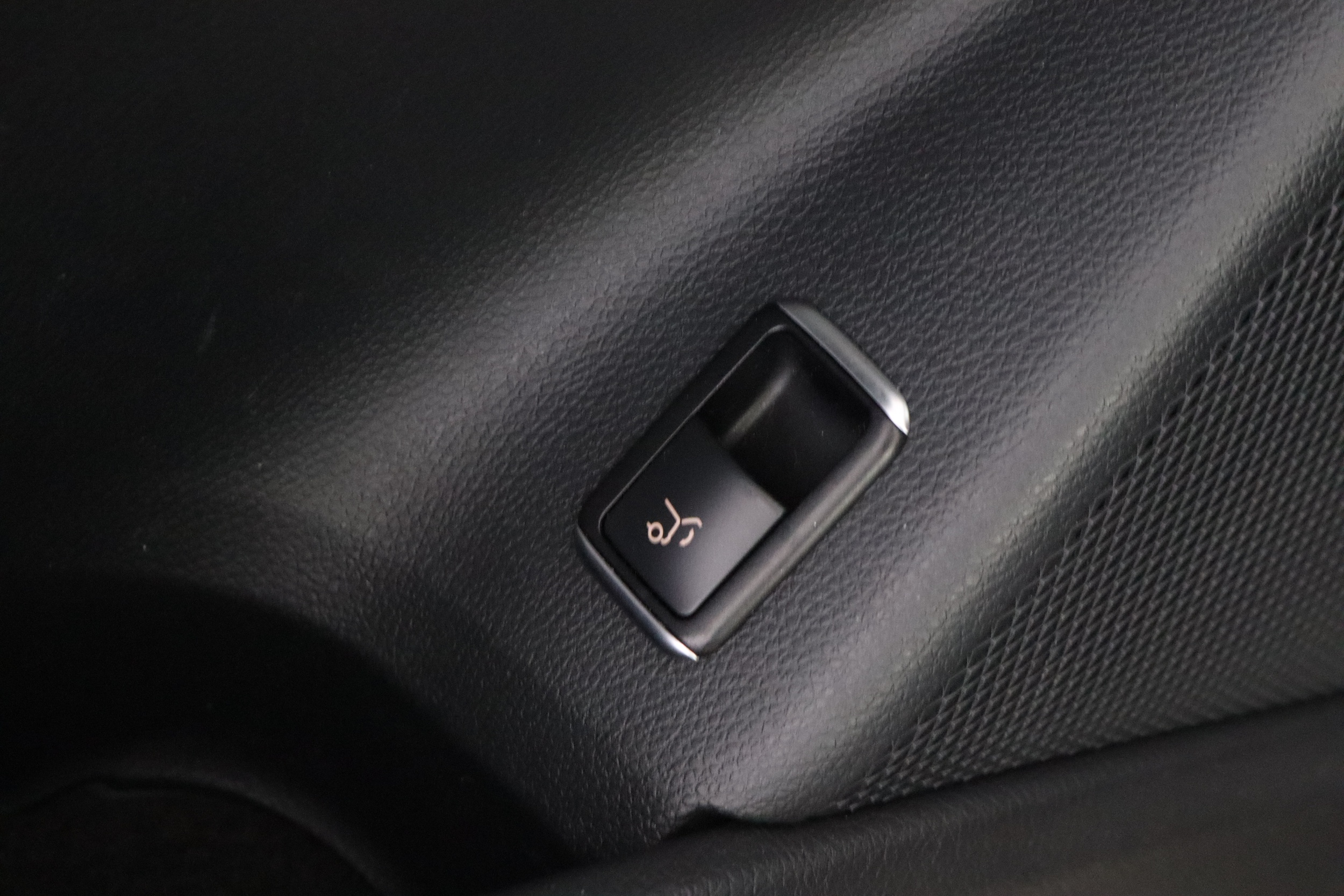 MERCEDES-BENZ GLA 2015