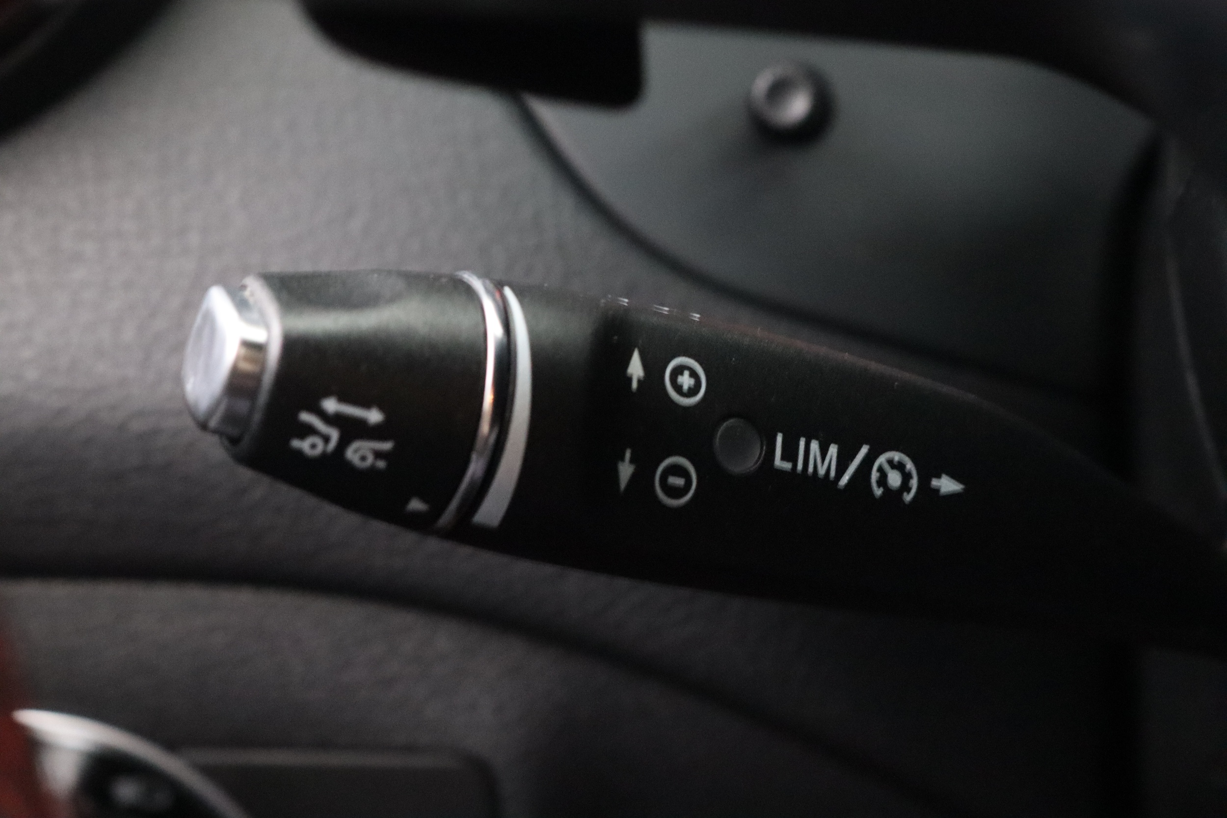 MERCEDES-BENZ GLA 2015