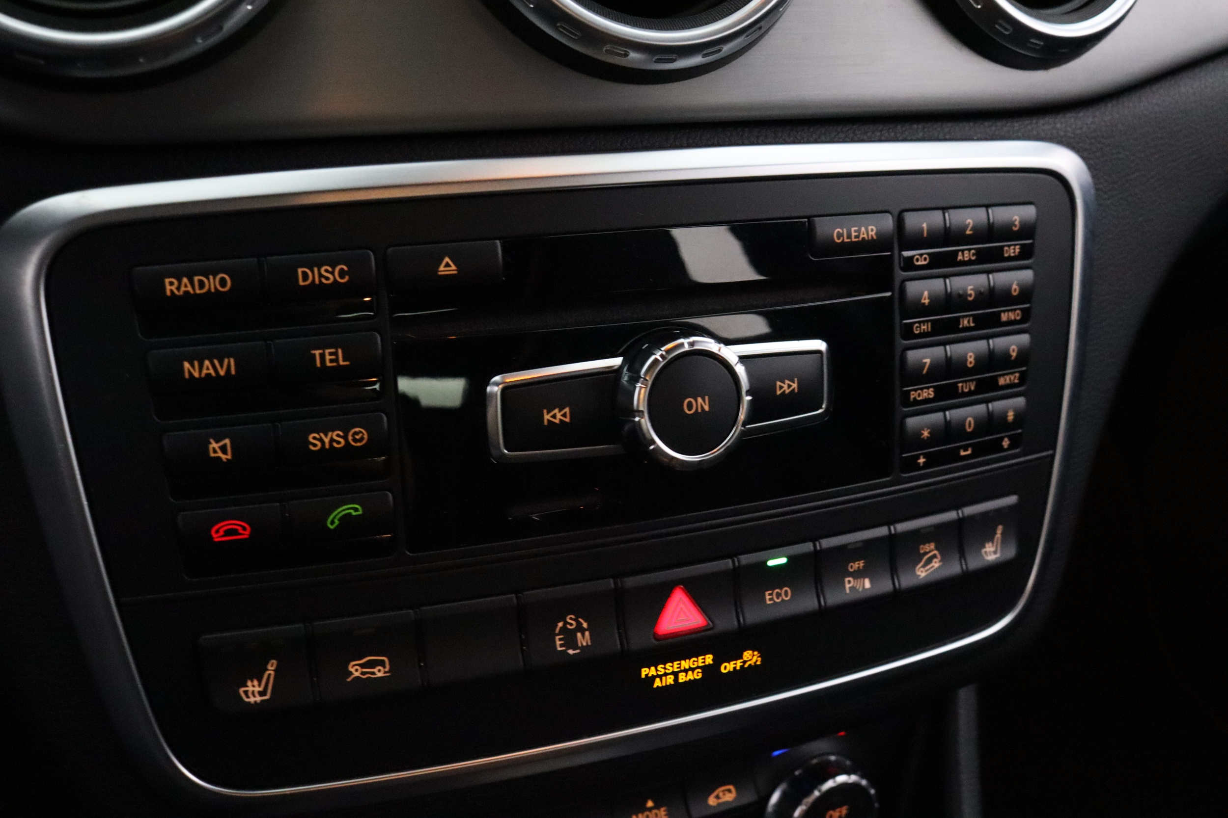 MERCEDES-BENZ GLA 2015