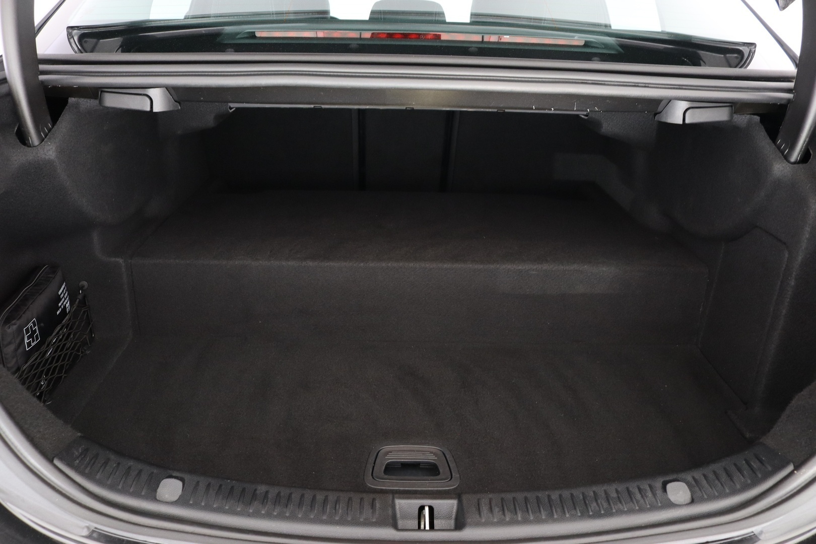 MERCEDES-BENZ E 60