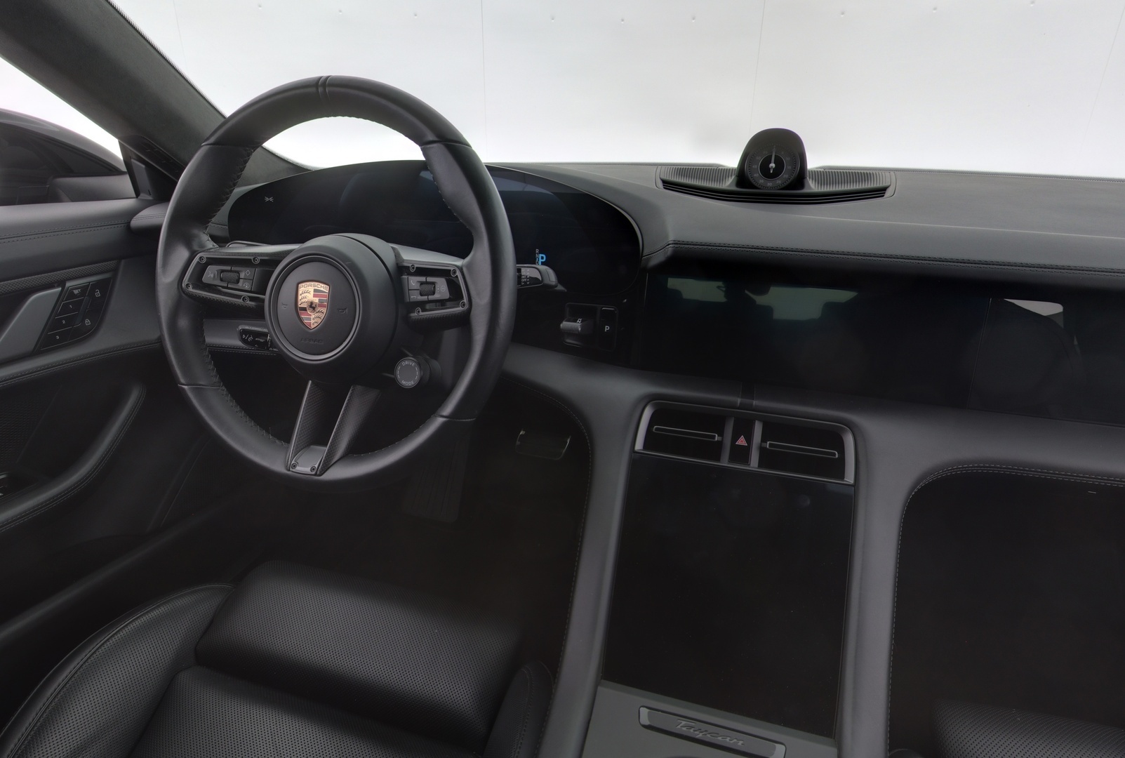 PORSCHE Taycan 2020
