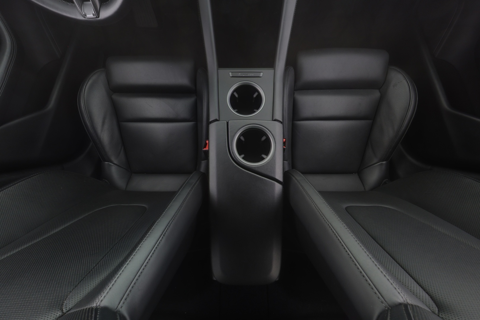 PORSCHE Taycan 2020