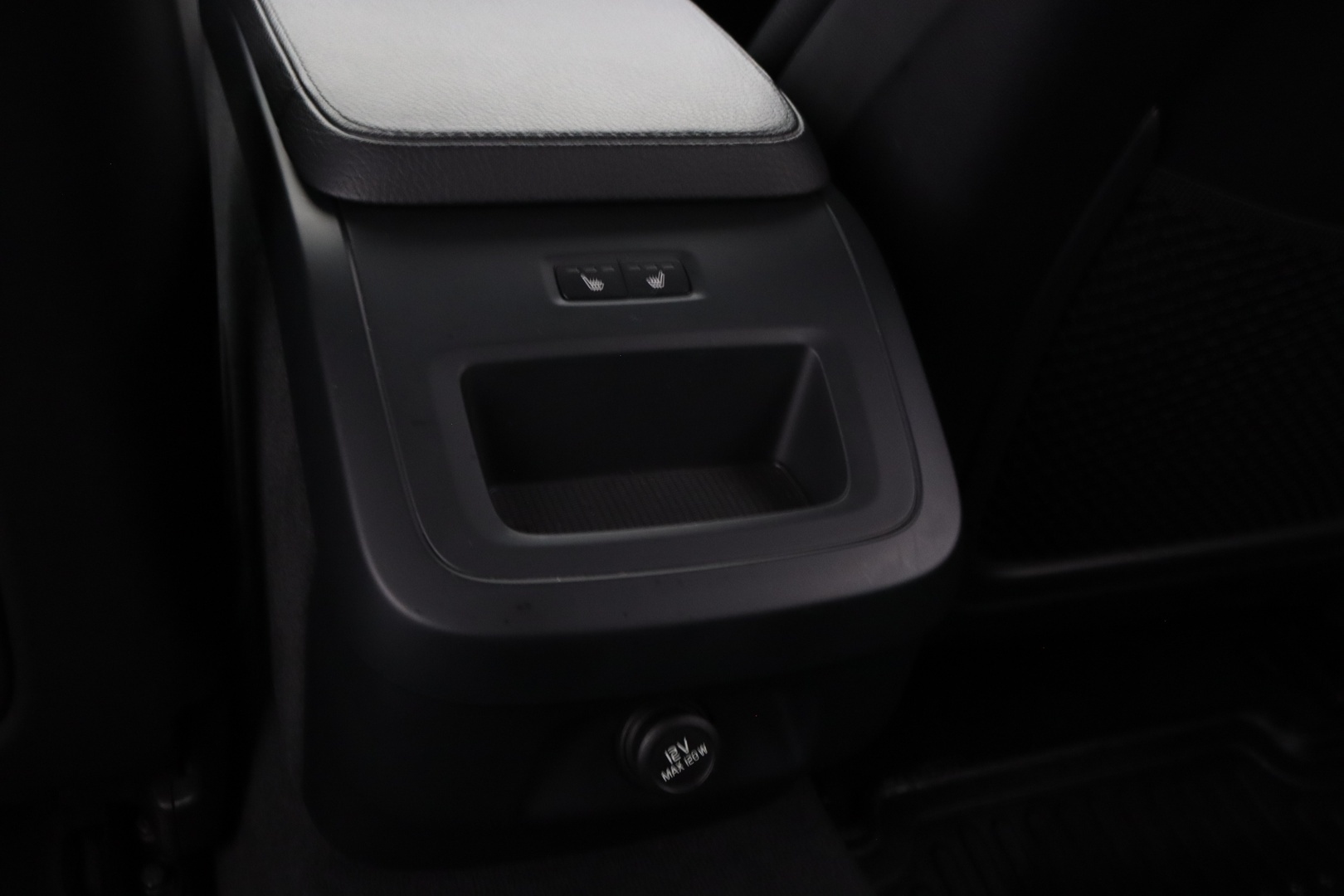 VOLVO V90 Cross Country 20