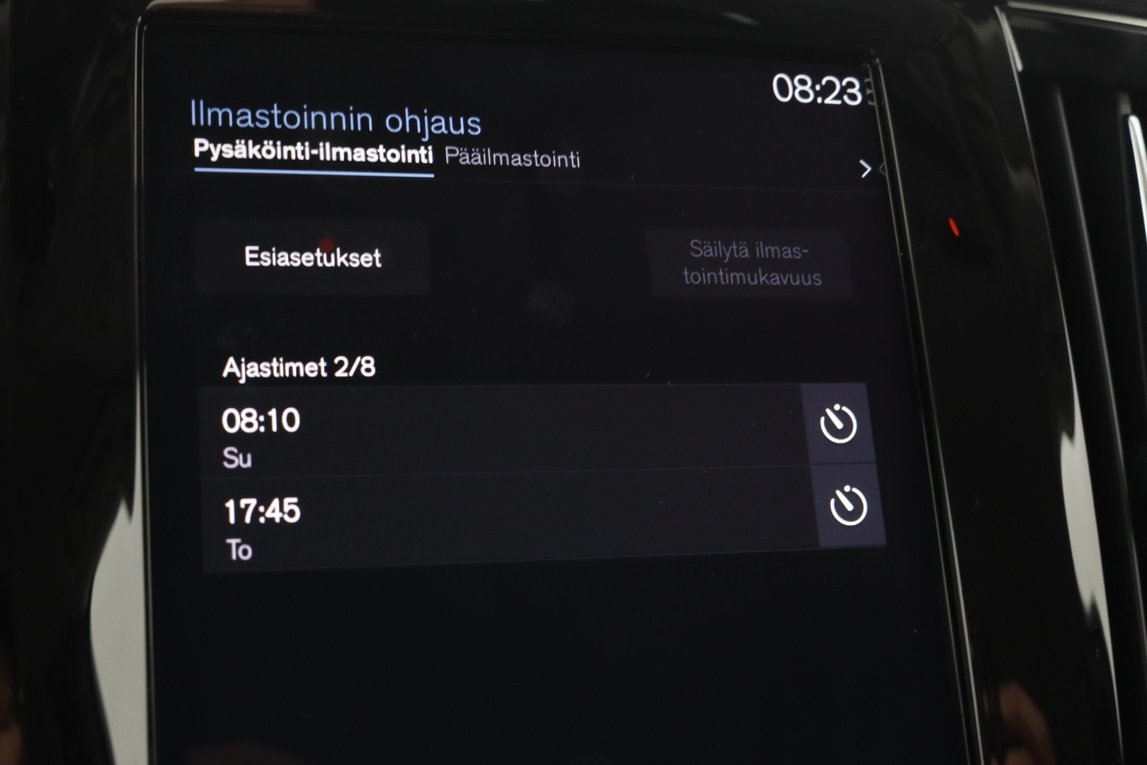 VOLVO V90 Cross Country 41
