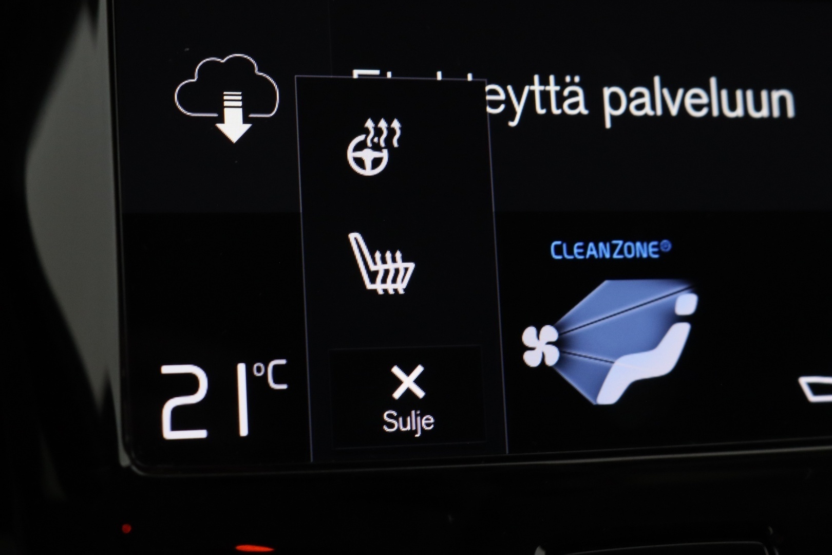 VOLVO V90 Cross Country 43