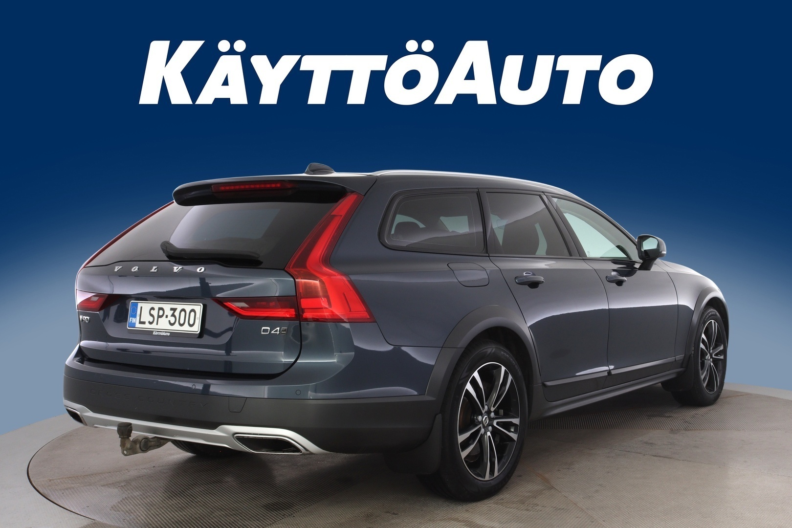 VOLVO V90 Cross Country 5