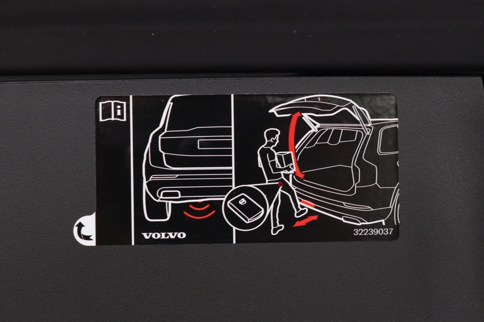 VOLVO V90 Cross Country 54