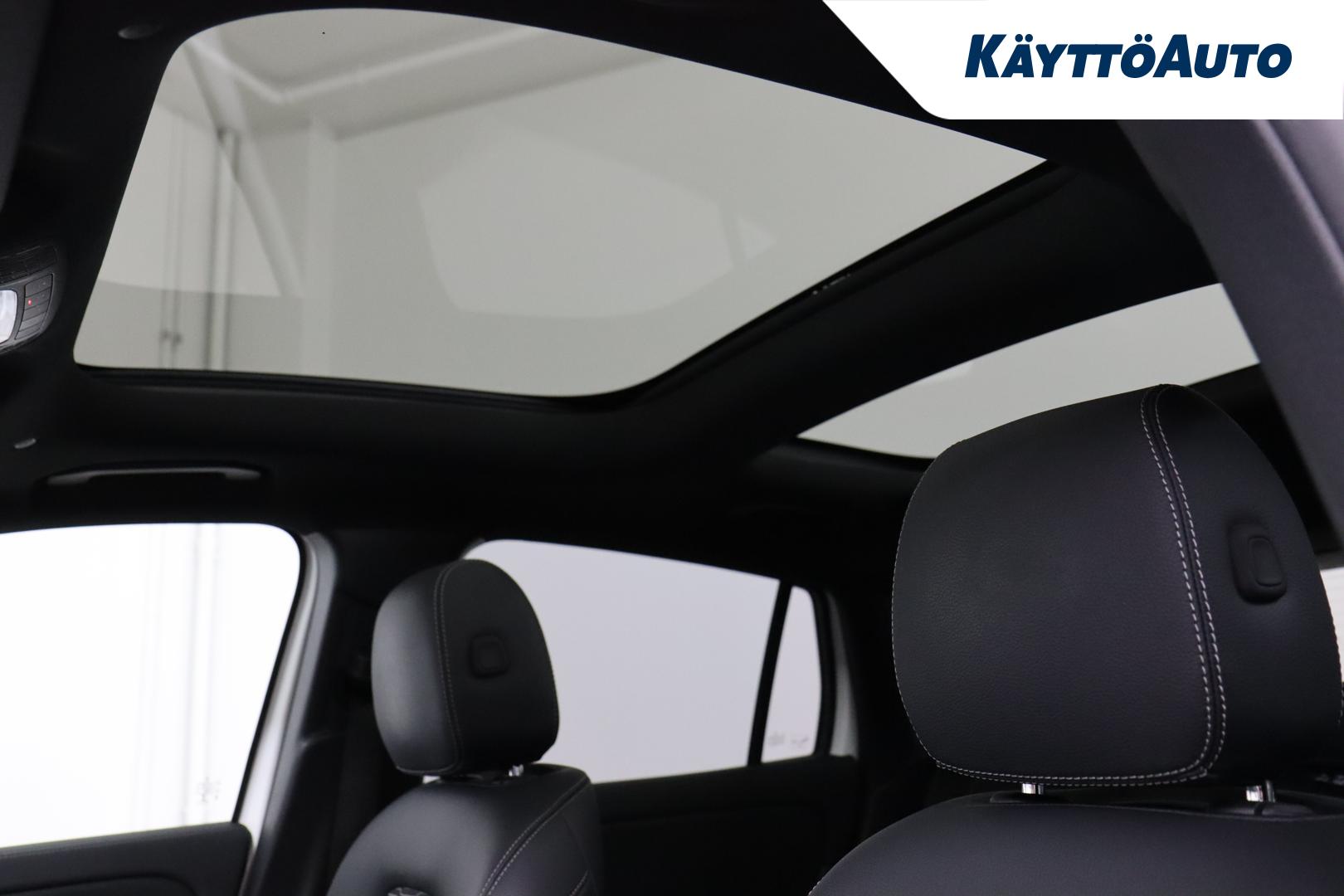 MERCEDES-BENZ EQA 2021