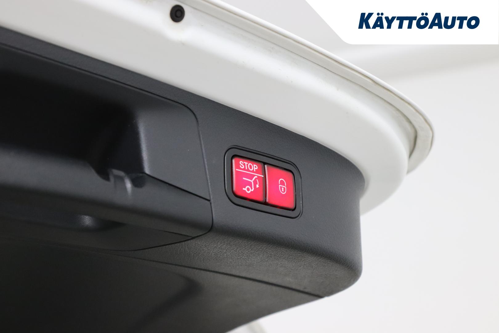 MERCEDES-BENZ EQA 2021