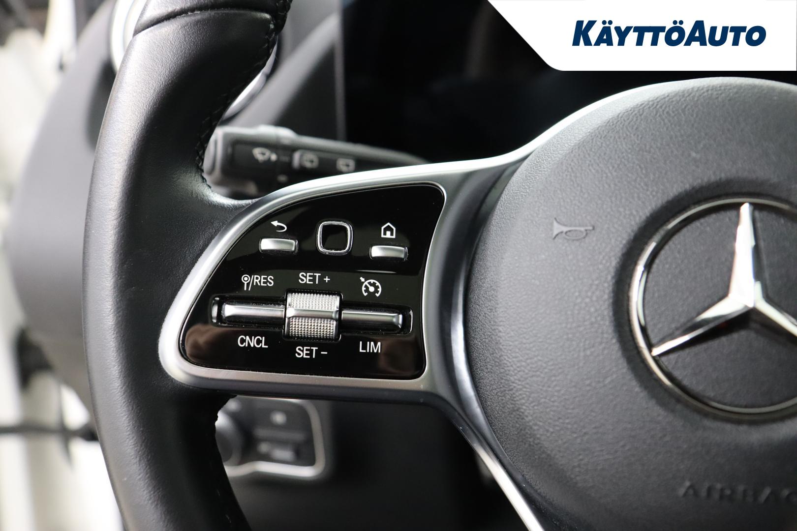 MERCEDES-BENZ EQA 2021