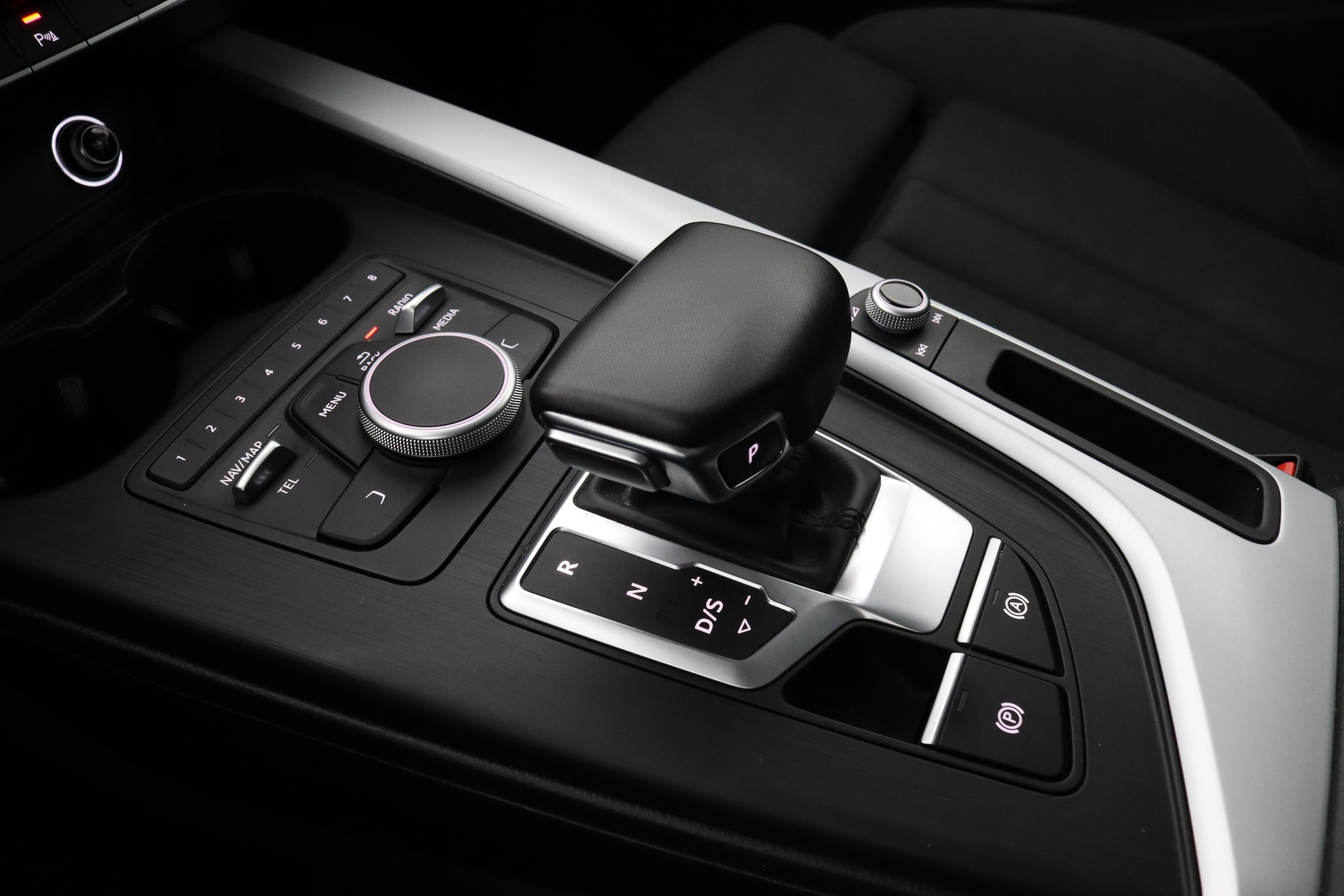 AUDI A4 allroad quattro 2018