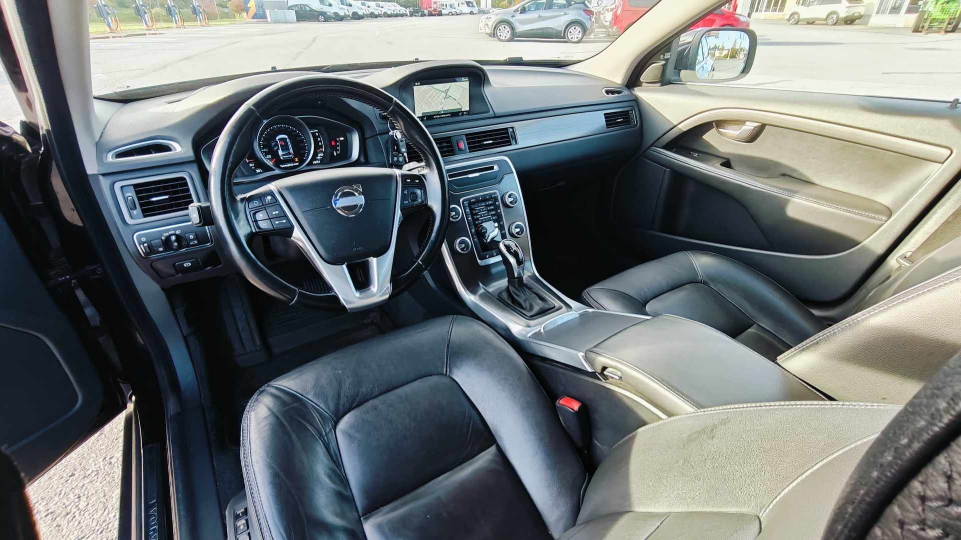 VOLVO XC70 2014