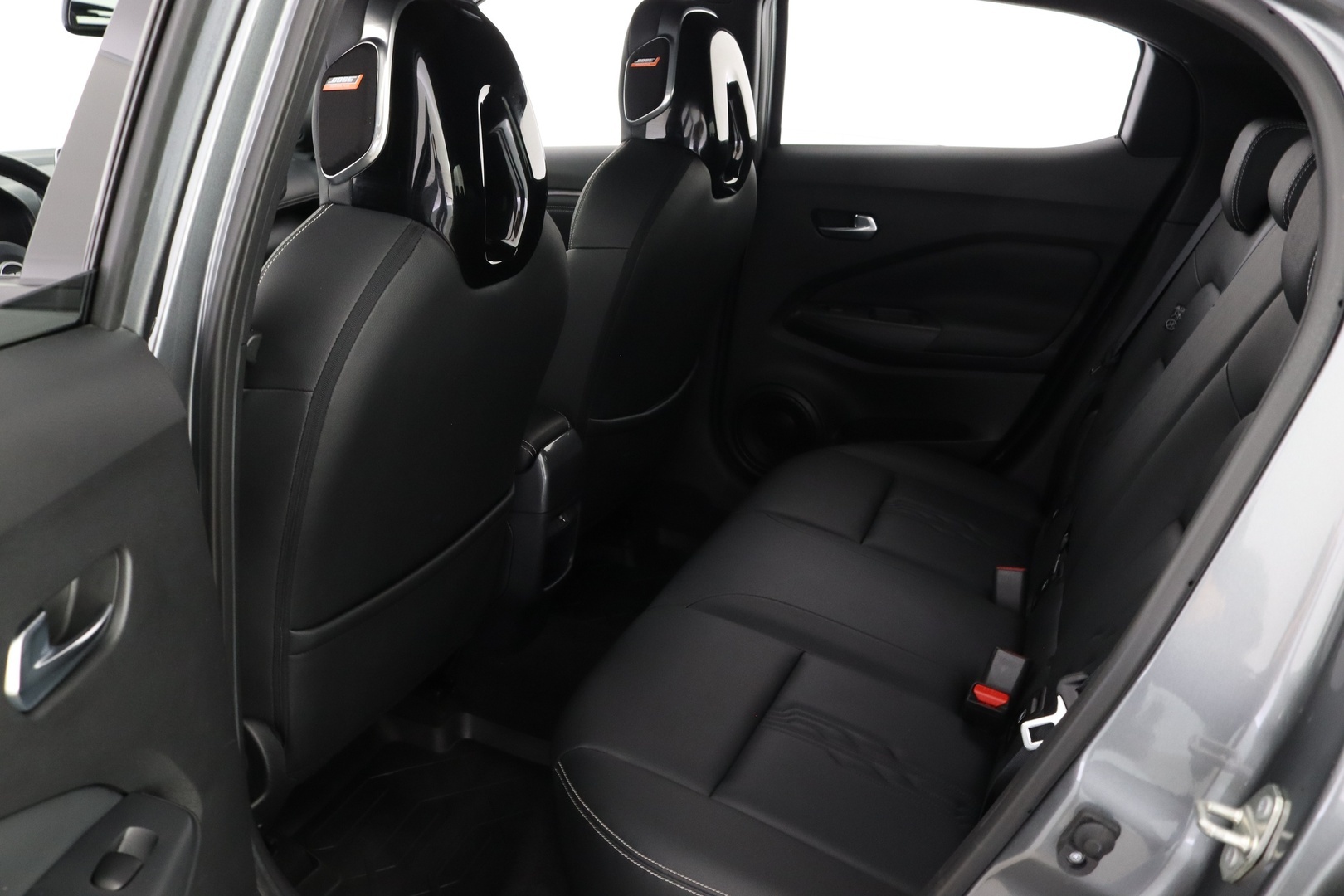 NISSAN Juke 2023
