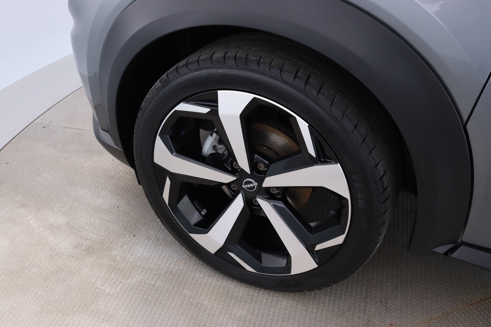 NISSAN Juke 2023