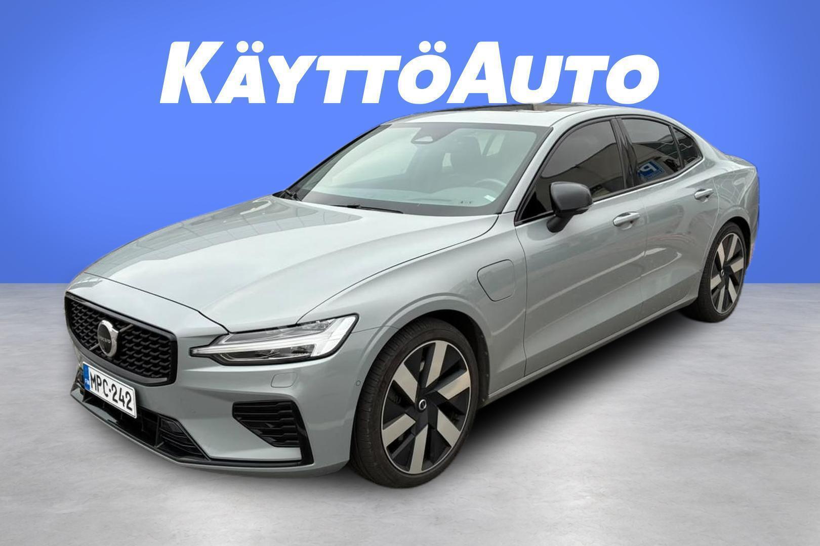 VOLVO S60 2023