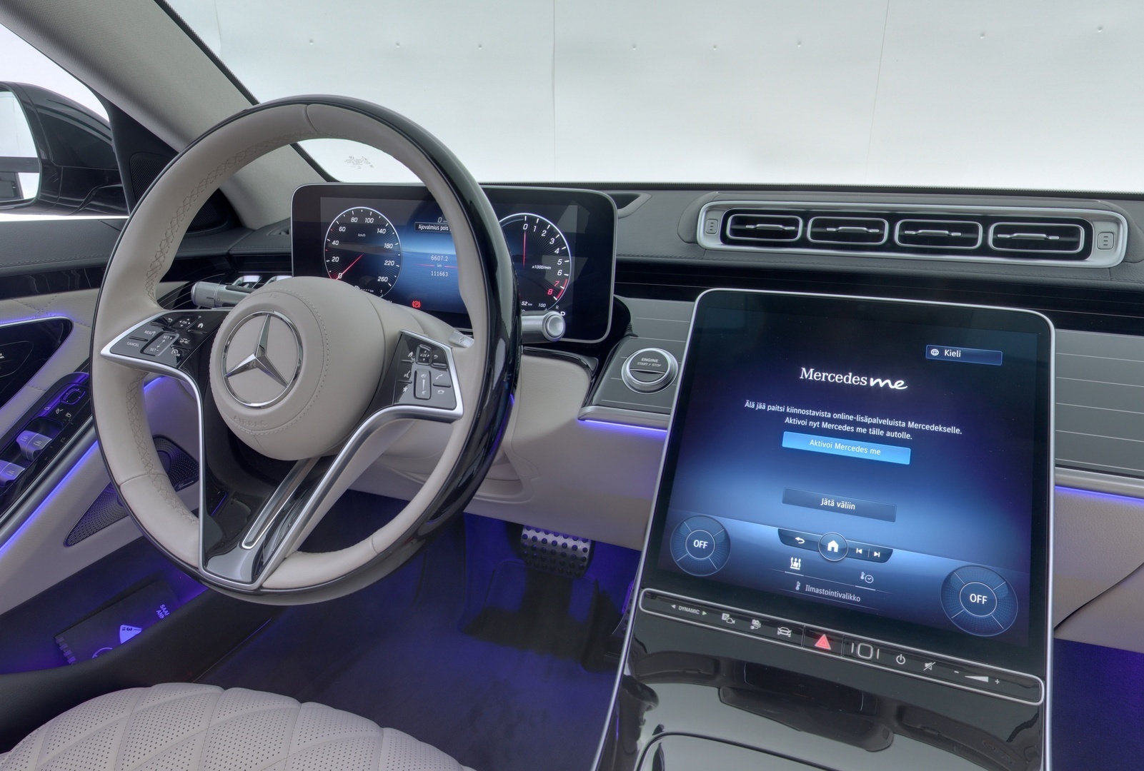 MERCEDES-BENZ S 2022