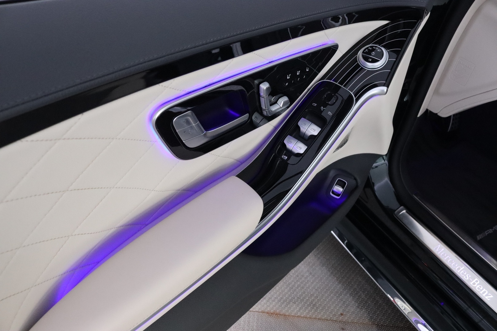 MERCEDES-BENZ S 2022