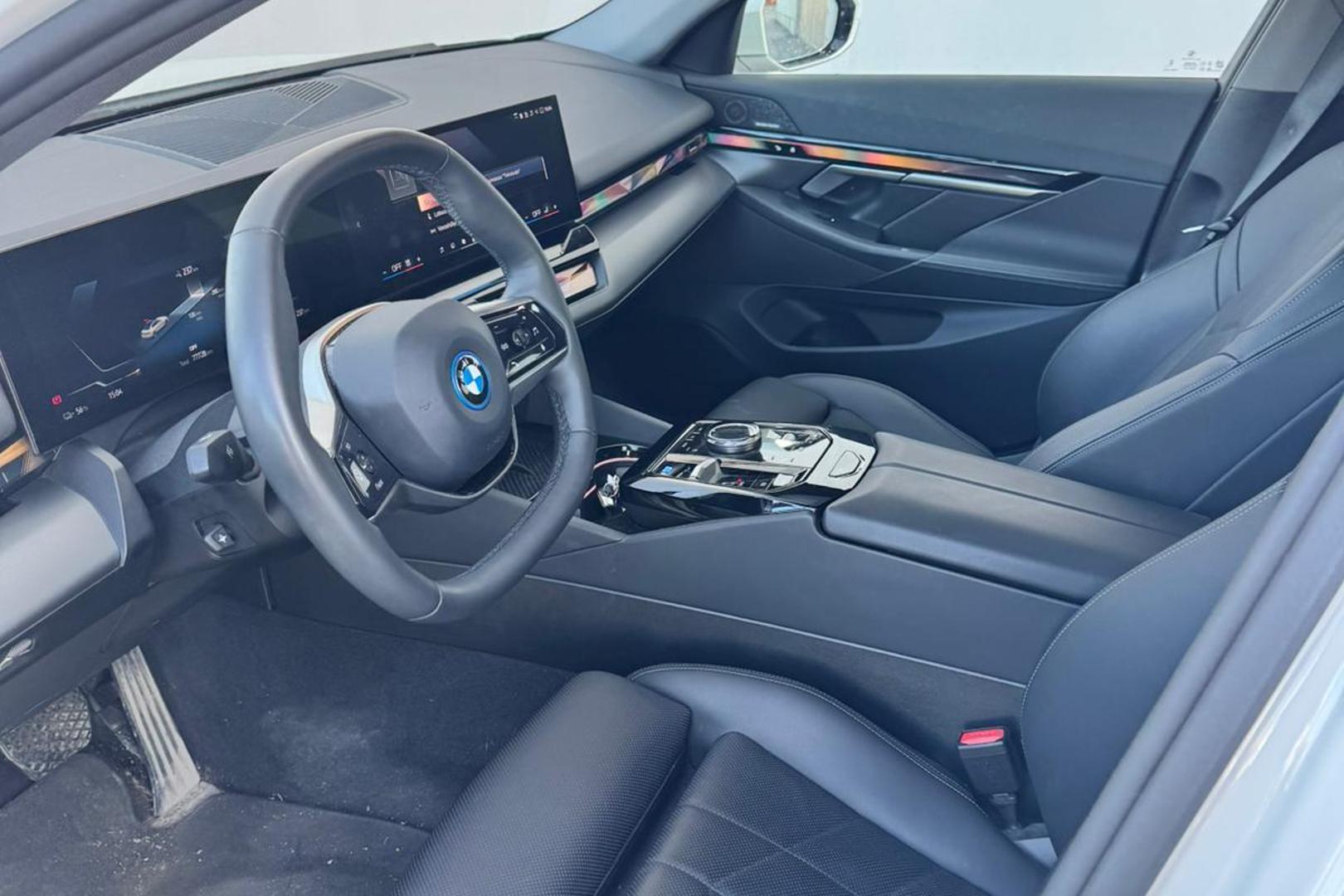 BMW i5 2023