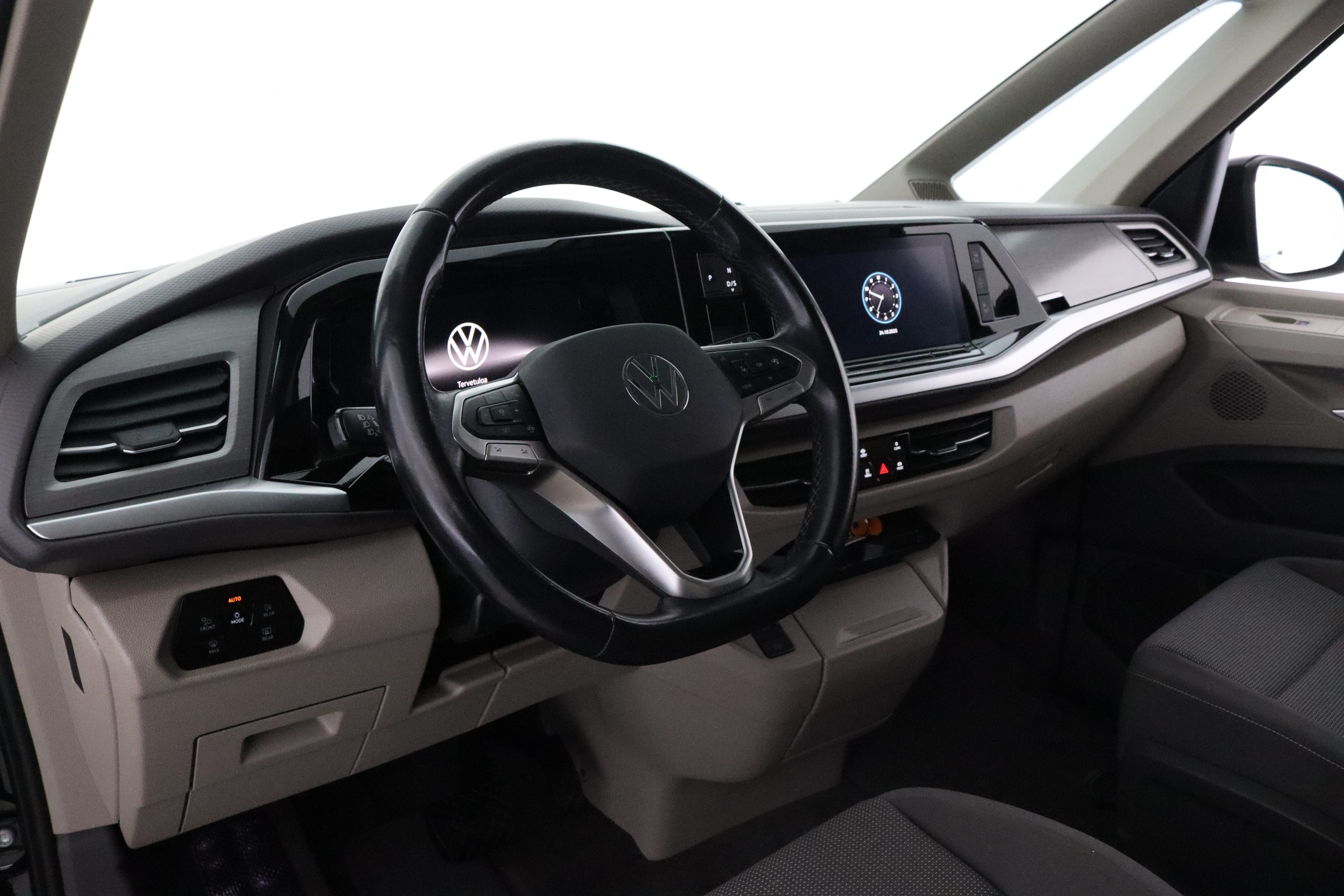 VOLKSWAGEN Multivan 2022