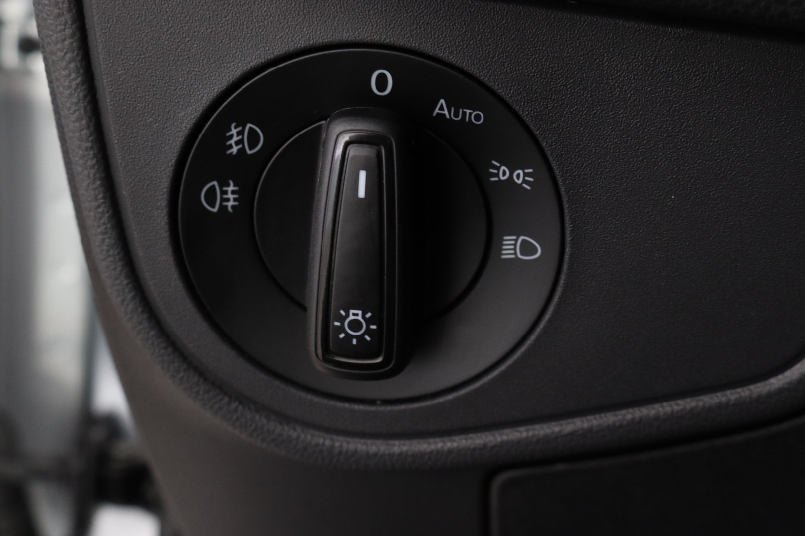 VOLKSWAGEN Taigo 2025