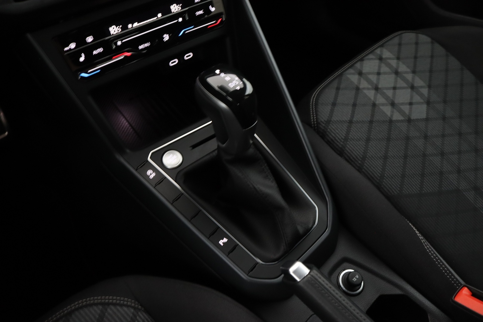 VOLKSWAGEN Taigo 2025