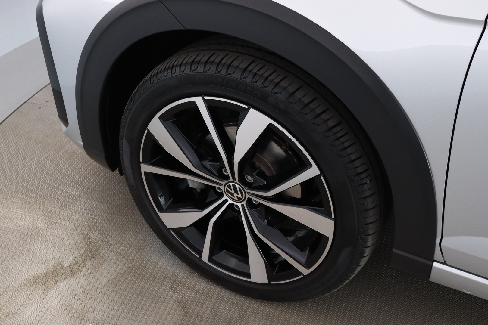 VOLKSWAGEN Taigo 2025