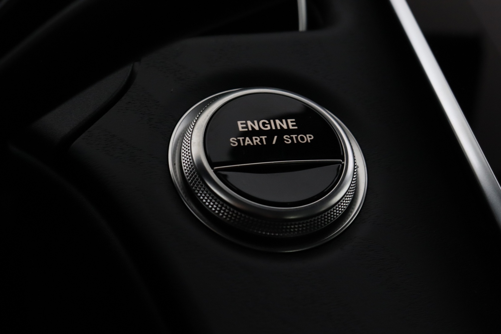 MERCEDES-BENZ E 2026