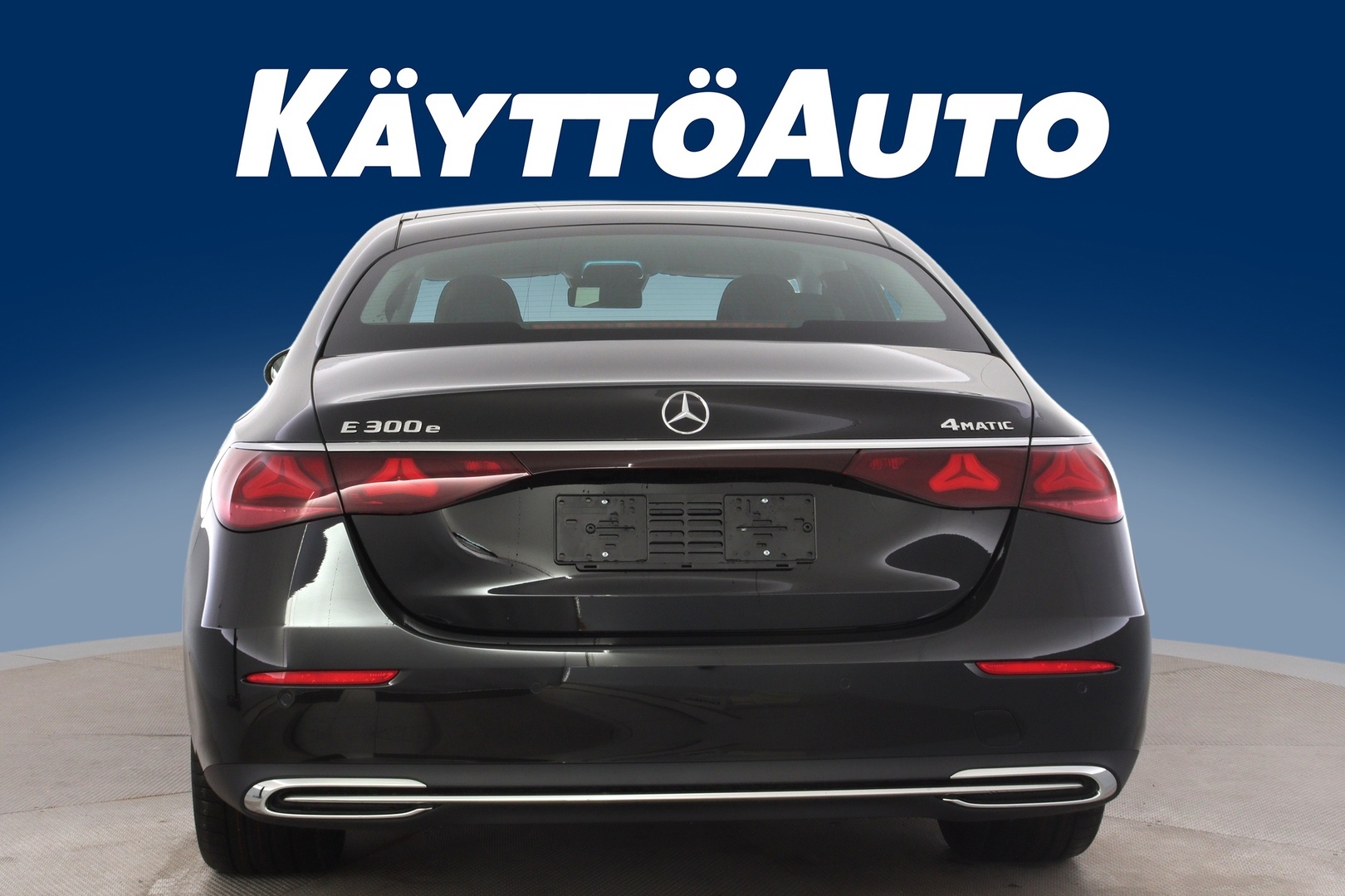 MERCEDES-BENZ E 2026