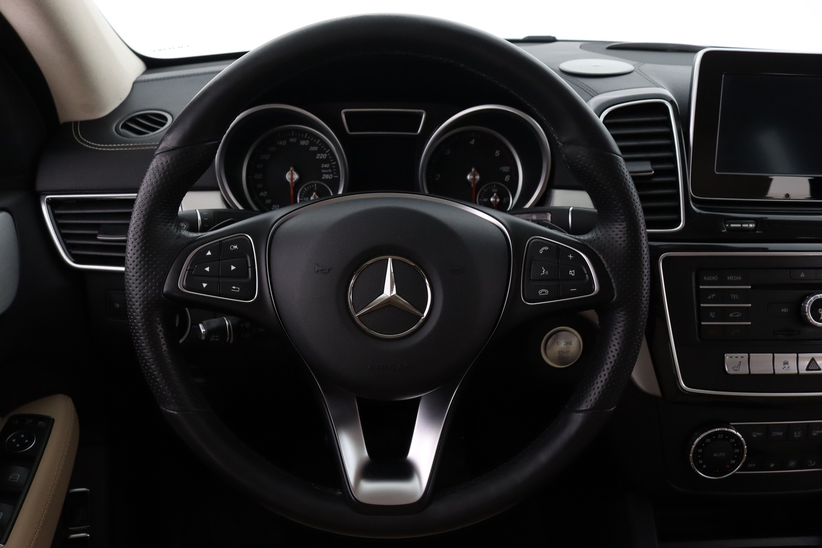 MERCEDES-BENZ GLE 16