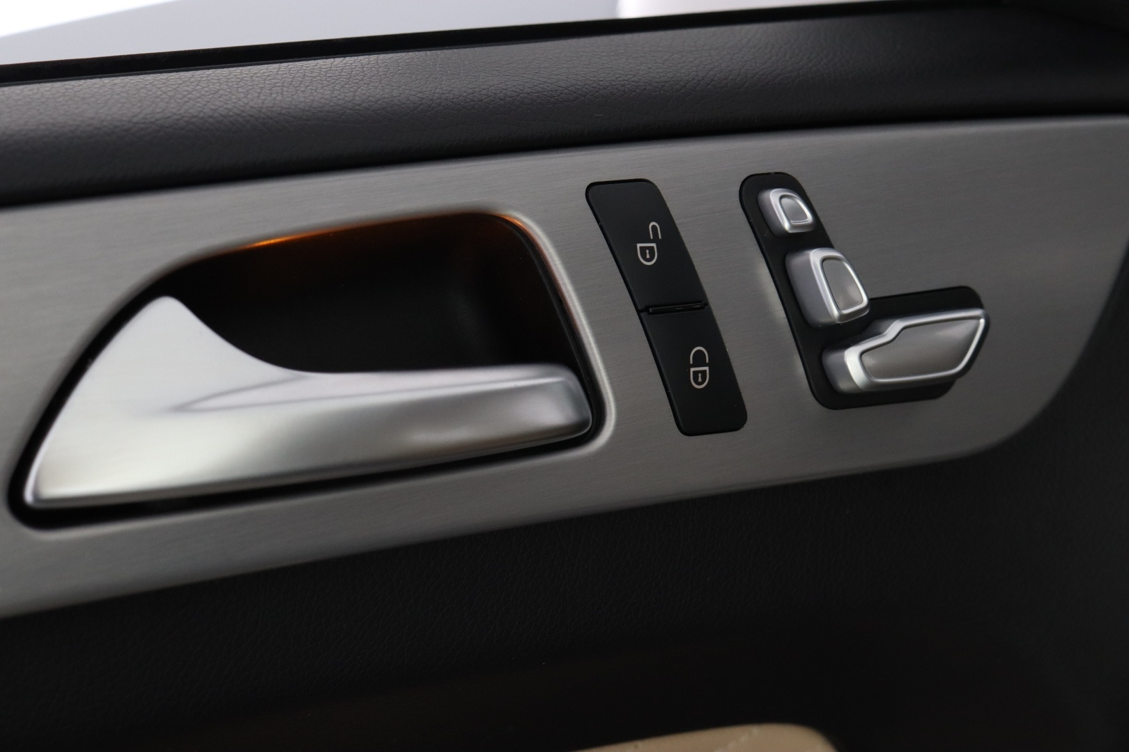 MERCEDES-BENZ GLE 19