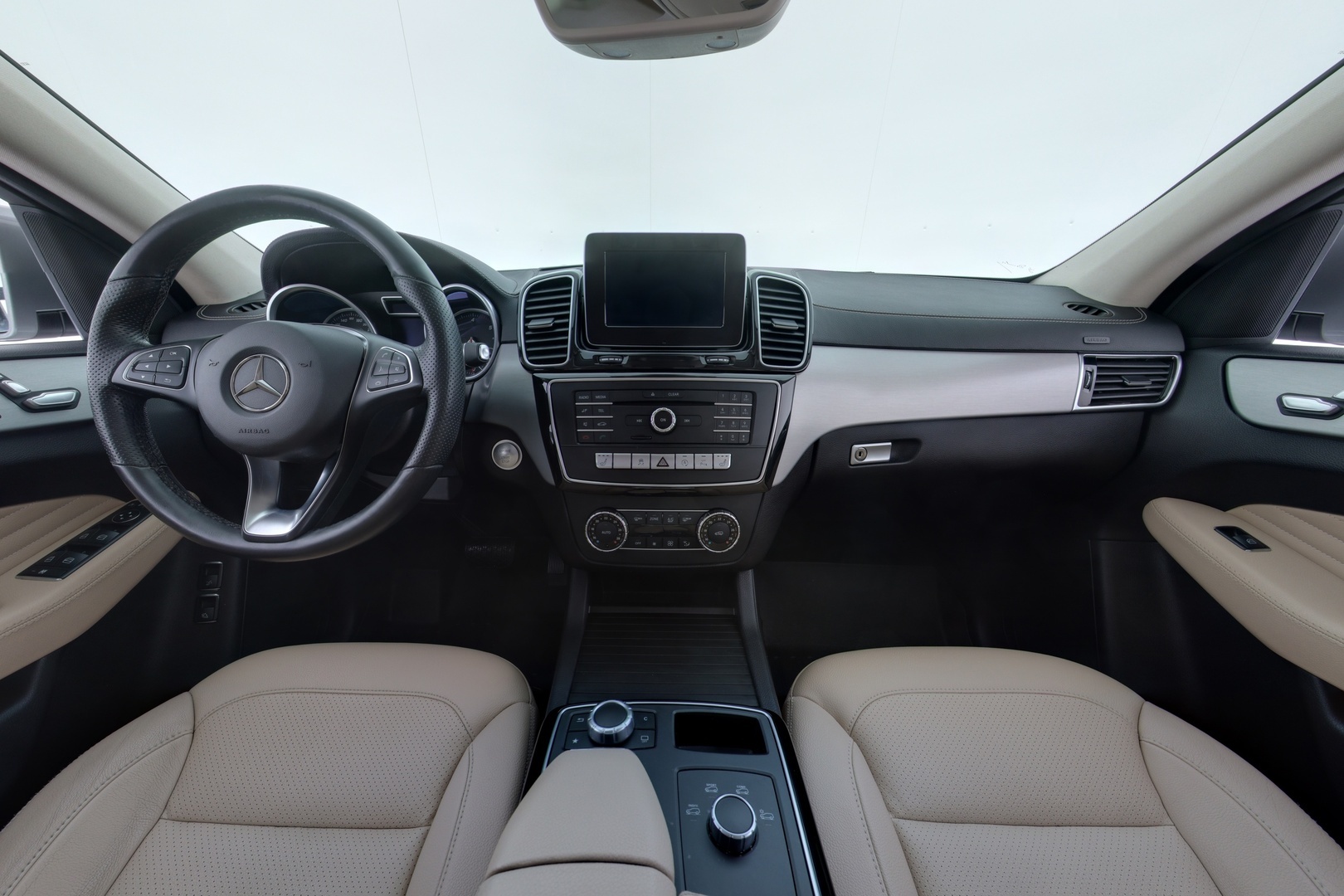 MERCEDES-BENZ GLE 9