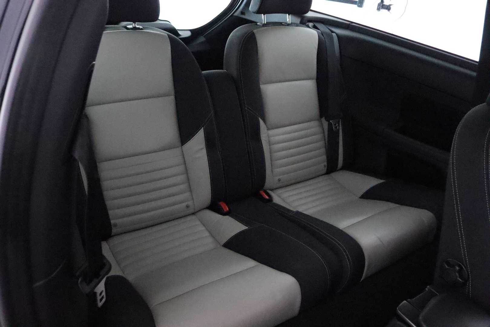 VOLVO C30 2012