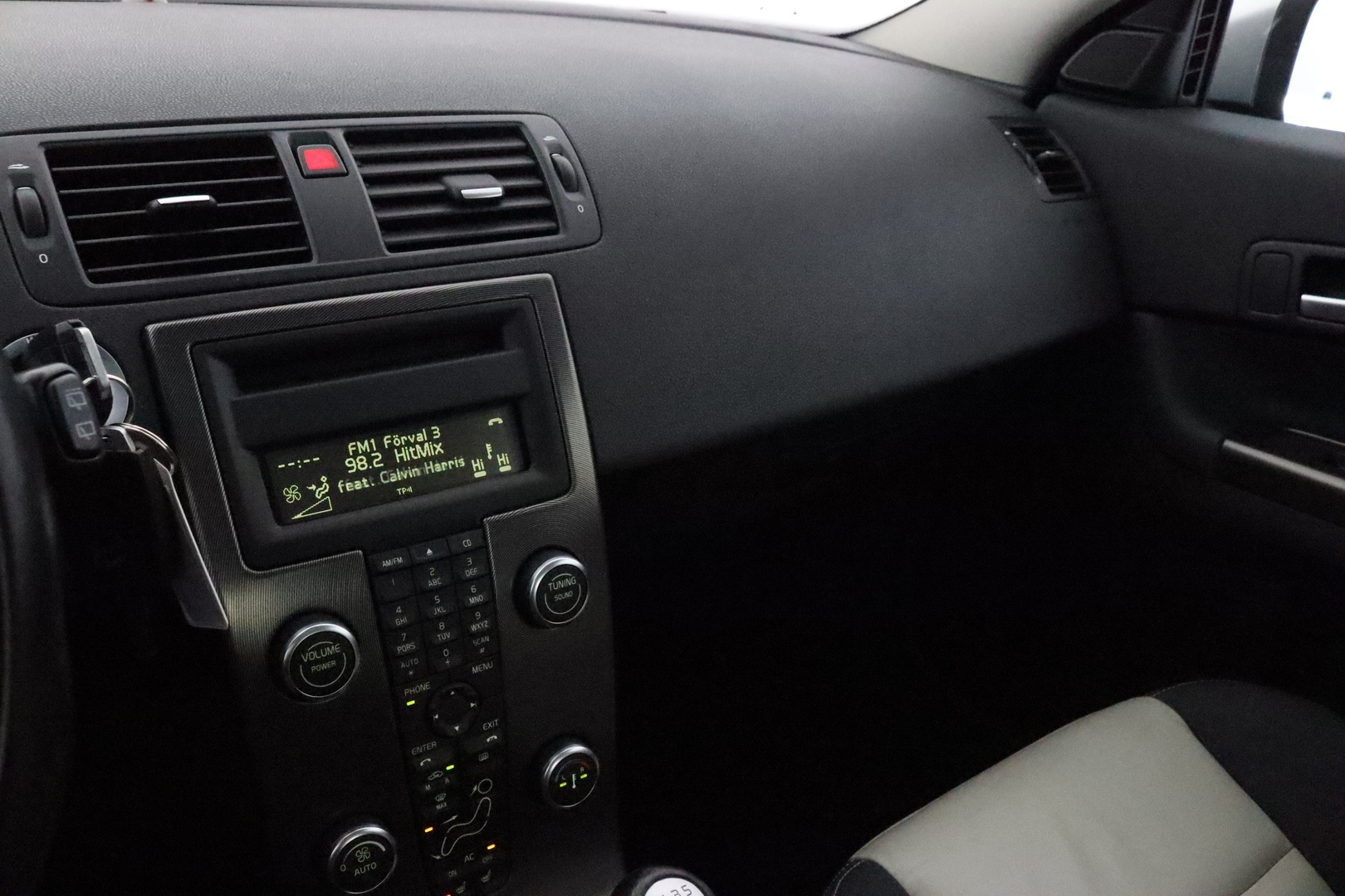 VOLVO C30 2012