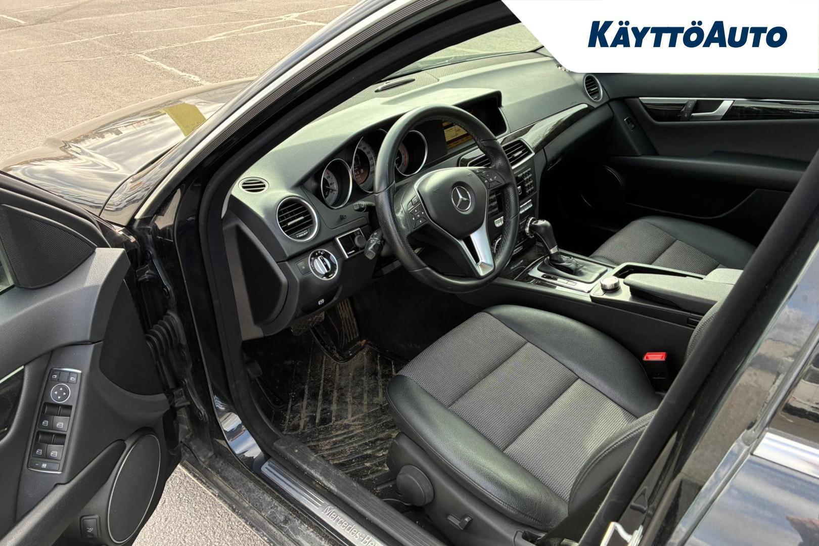 MERCEDES-BENZ C 2011