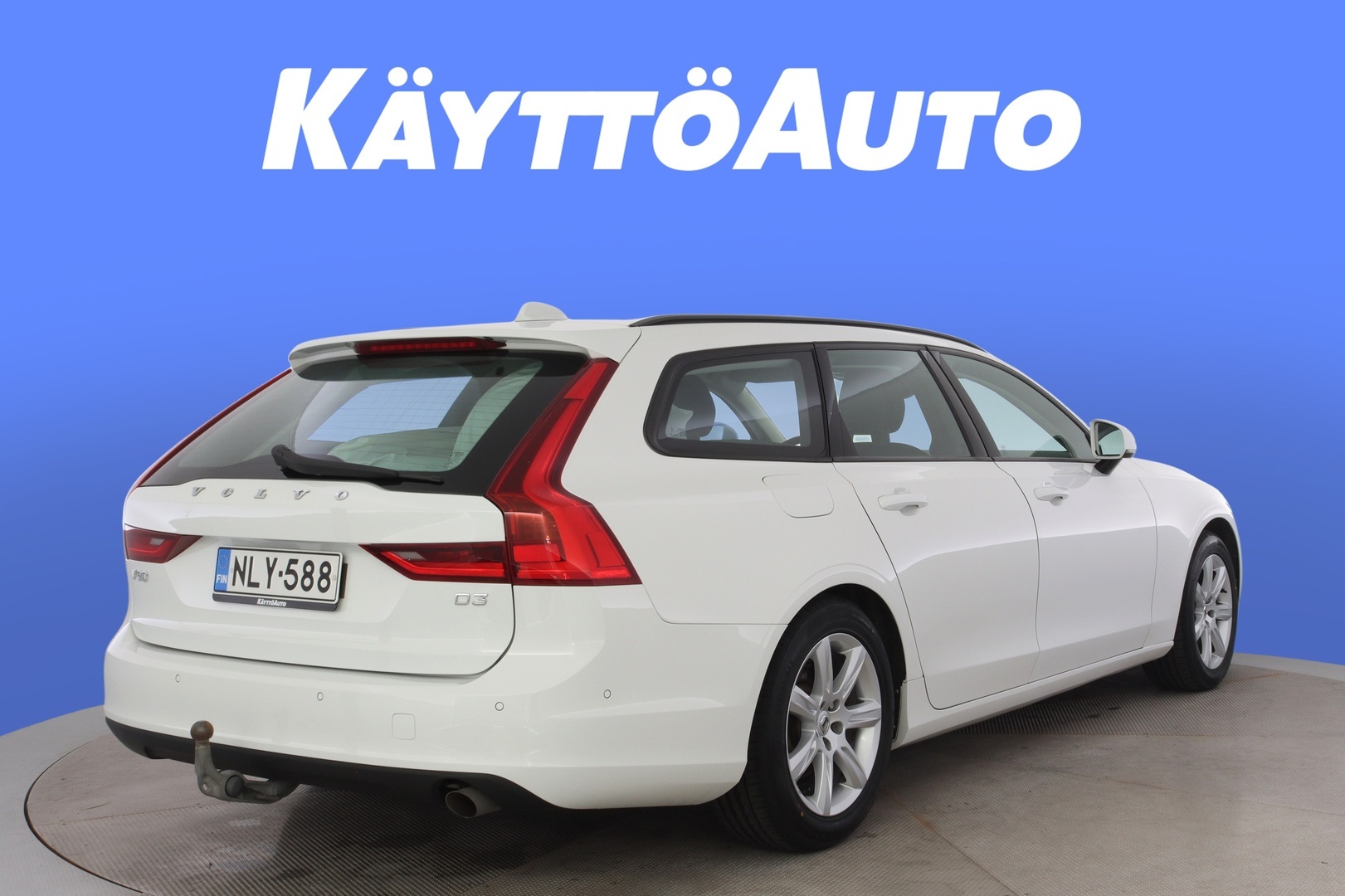VOLVO V90 5