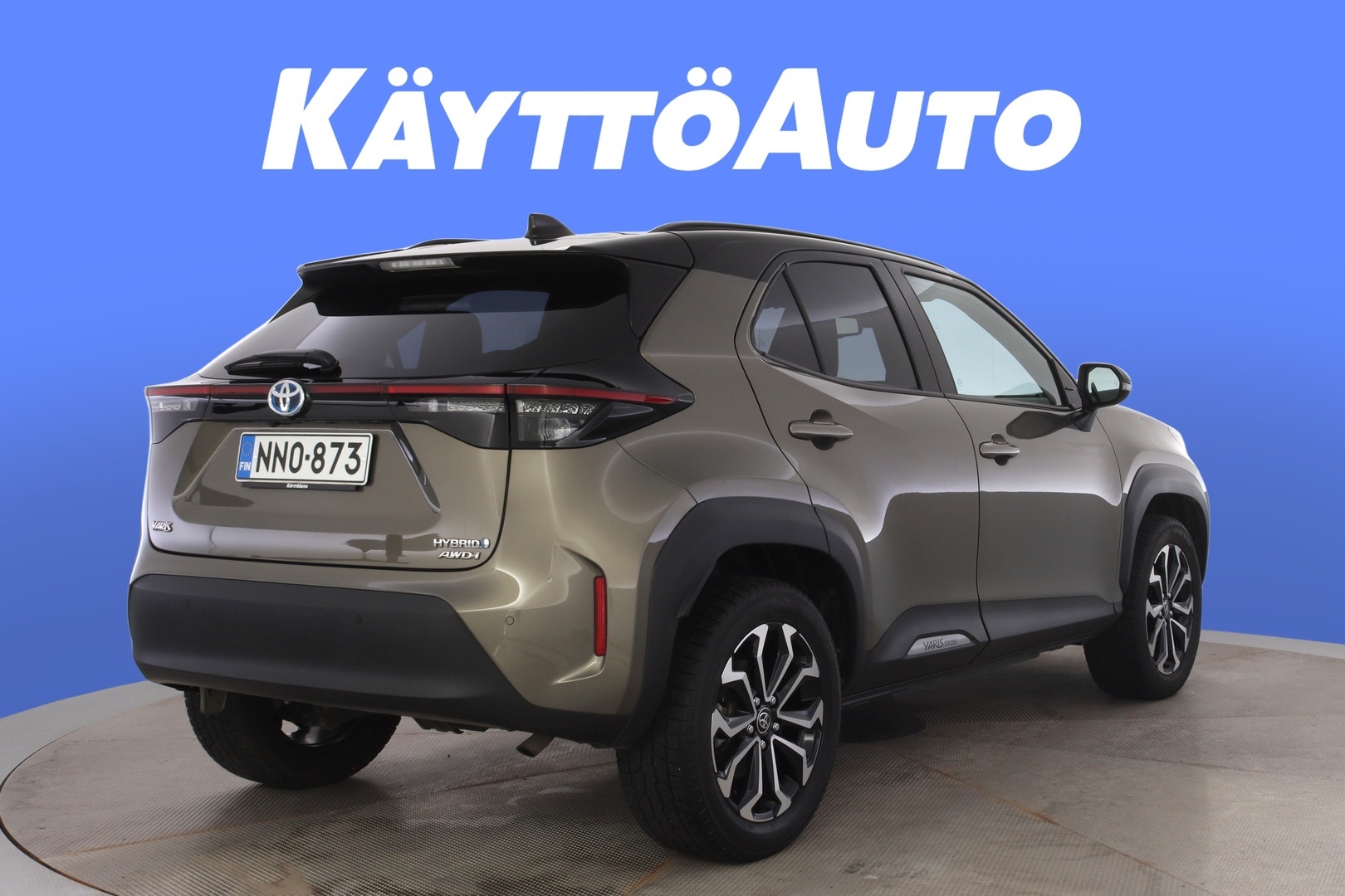 TOYOTA Yaris Cross 5
