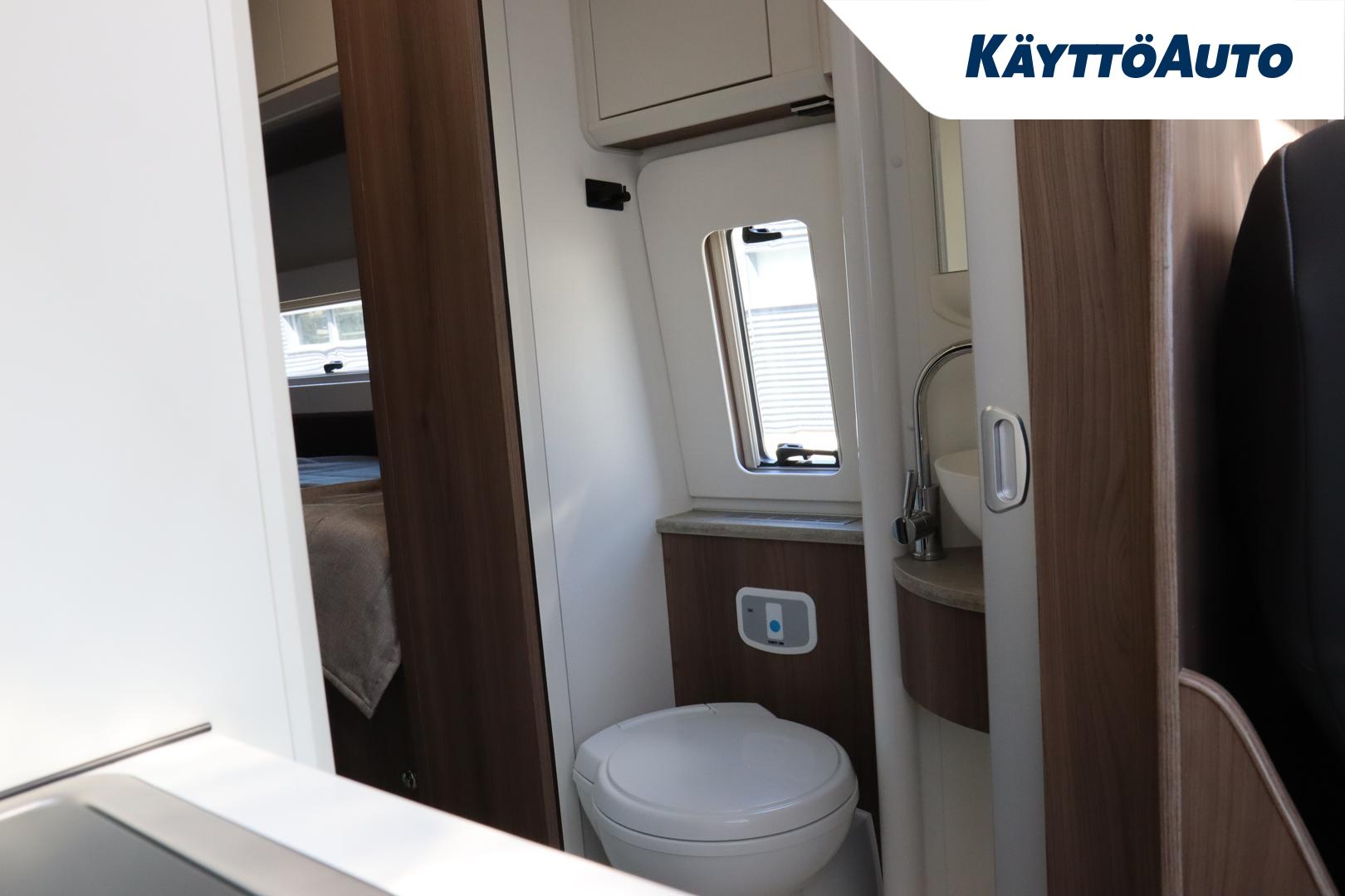 Kabe Van 690 LB Mercedes Benz 2024