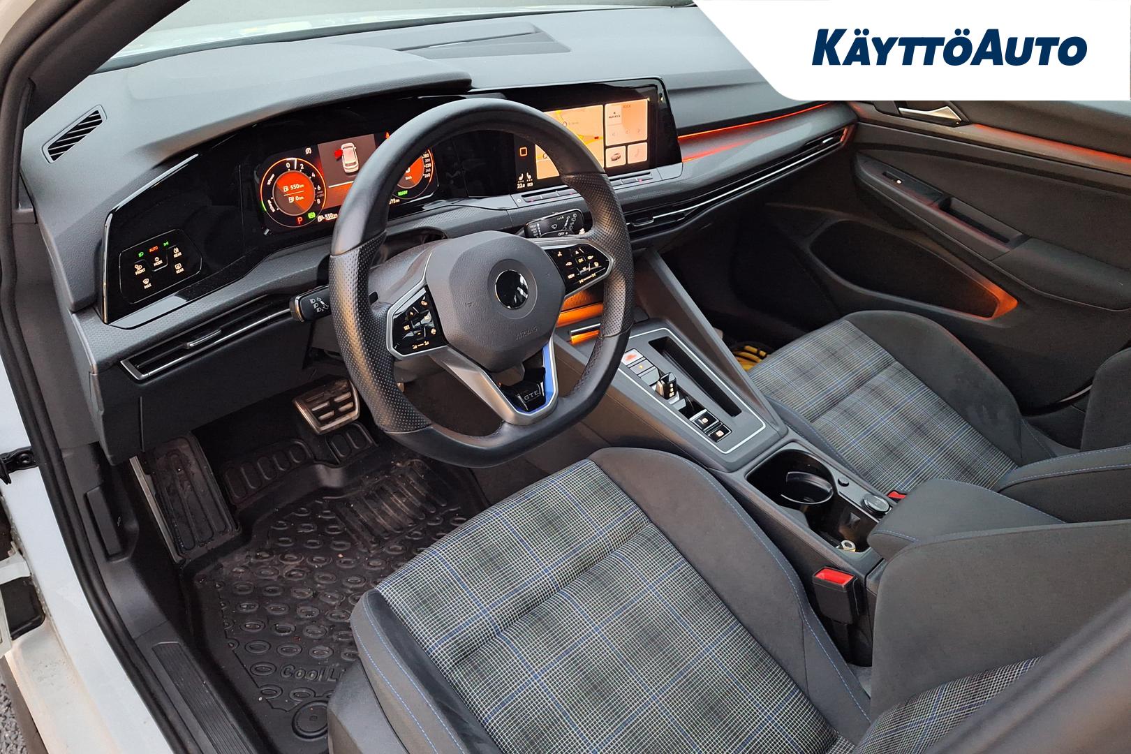 VOLKSWAGEN Golf 2022