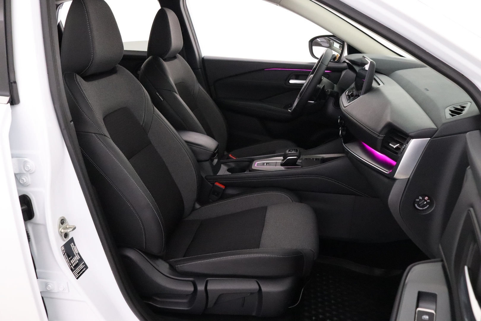 NISSAN Qashqai 2025