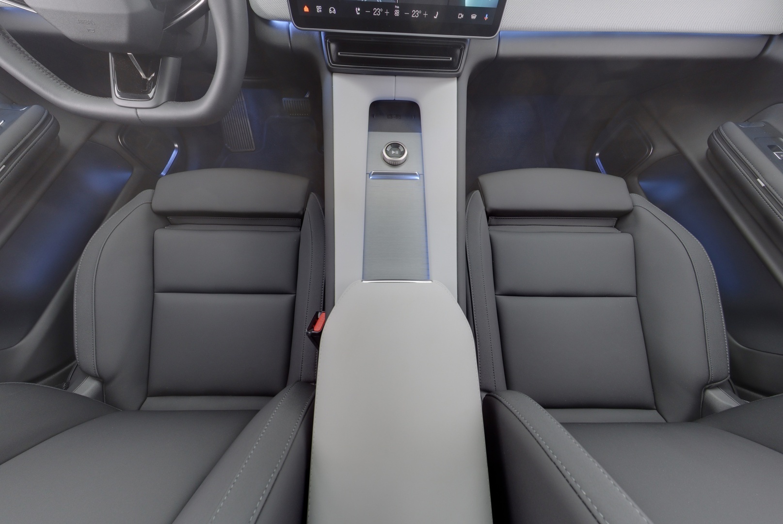 POLESTAR 4 11