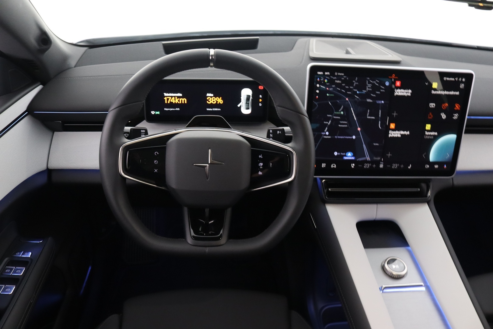 POLESTAR 4 16