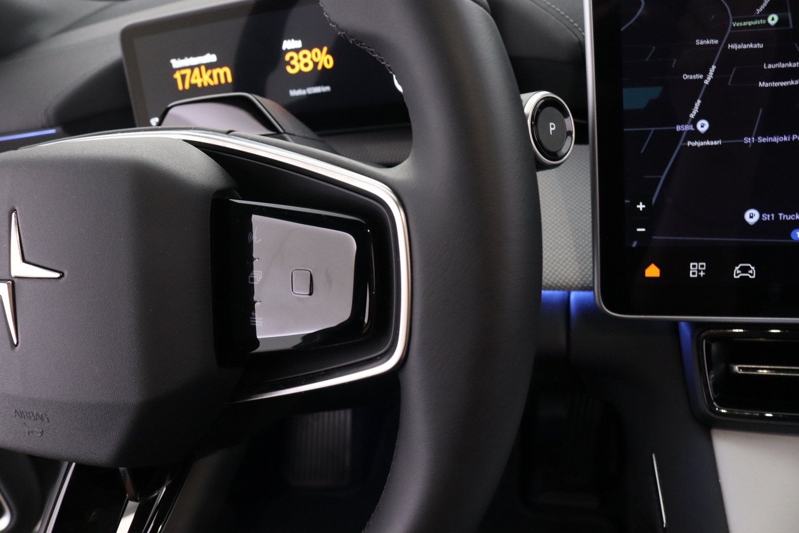 POLESTAR 4 23