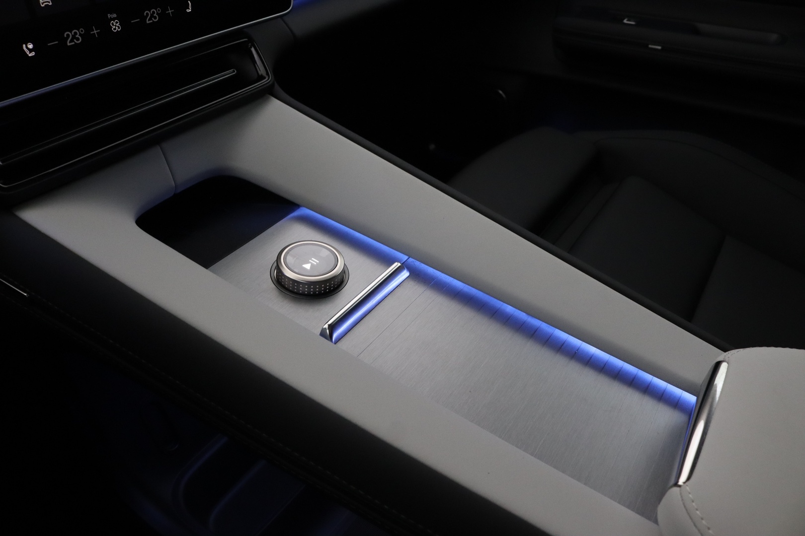 POLESTAR 4 34