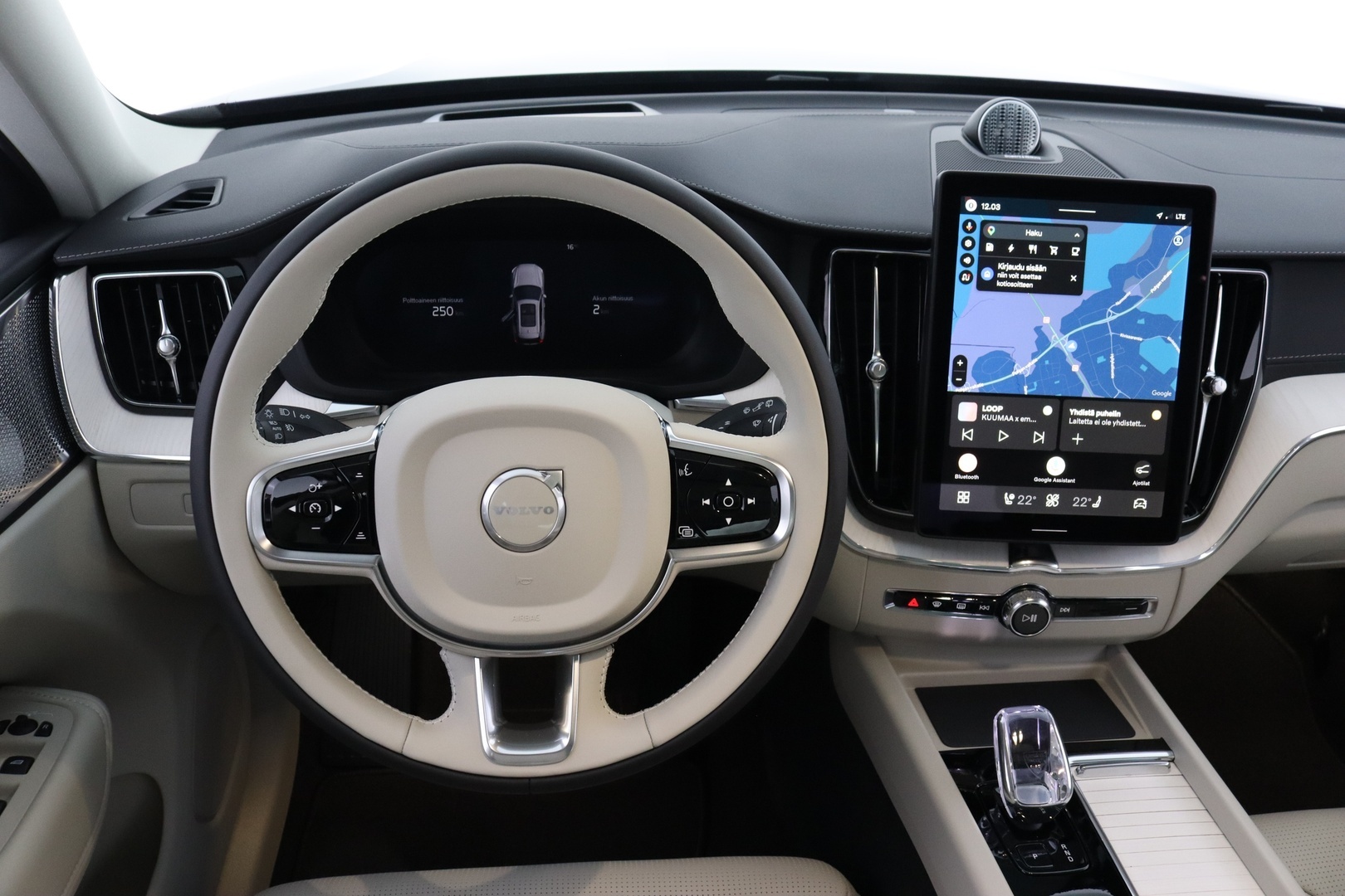 VOLVO XC60 14
