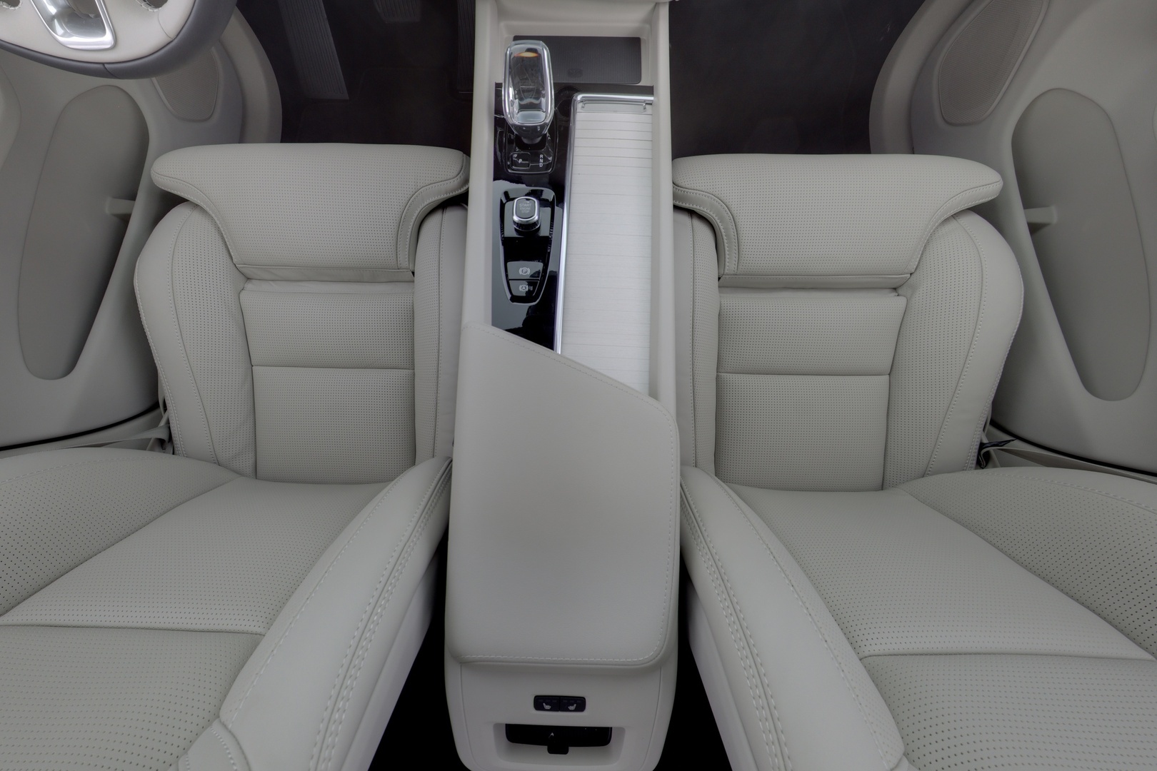 VOLVO XC60 9