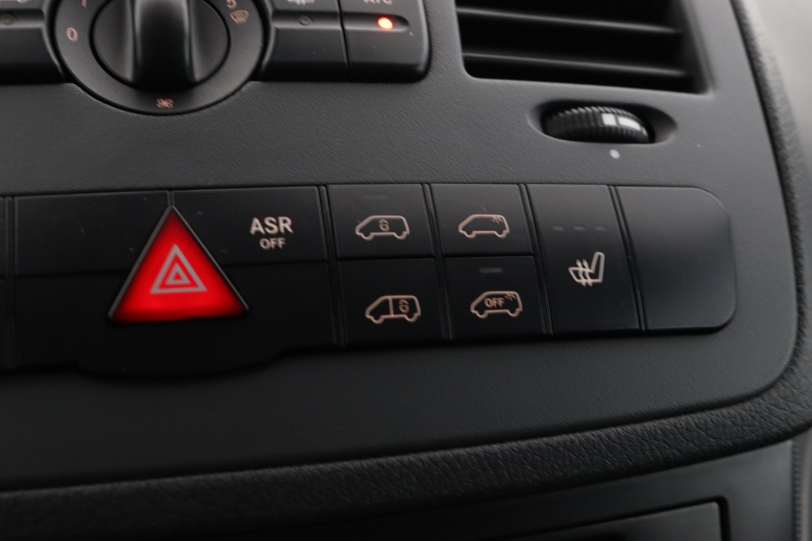 MERCEDES-BENZ Vito 2012