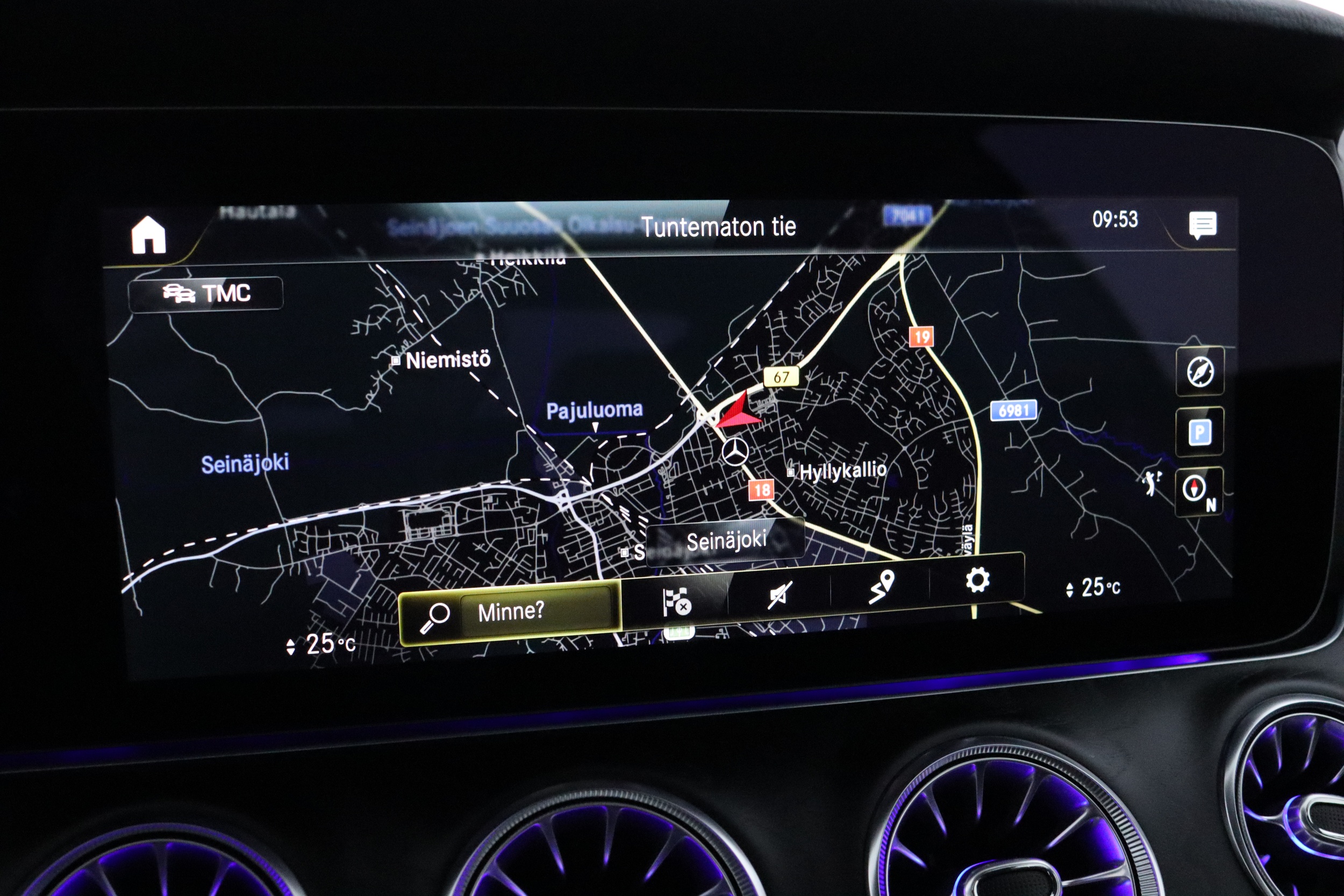 MERCEDES-BENZ E 2022