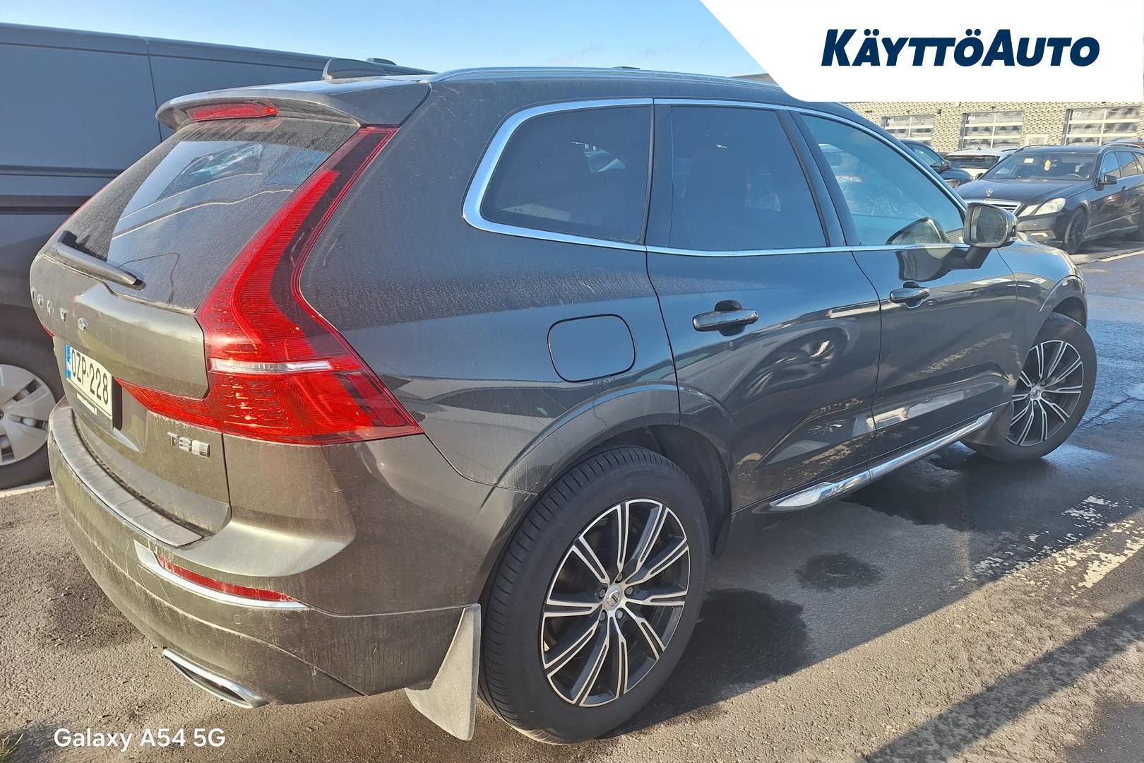 VOLVO XC60 2020