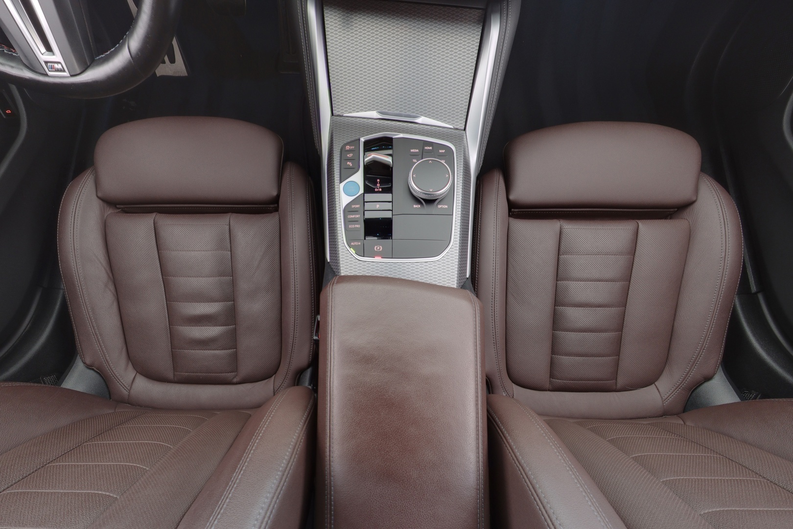 BMW i4 11