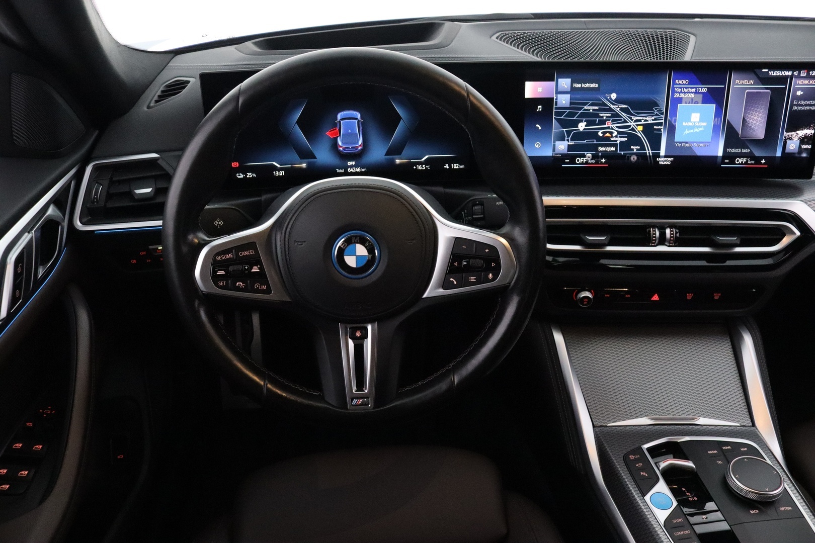 BMW i4 16